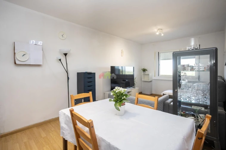 Apartamento T3 para Venda em Santo Antonio da Charneca Foto 2