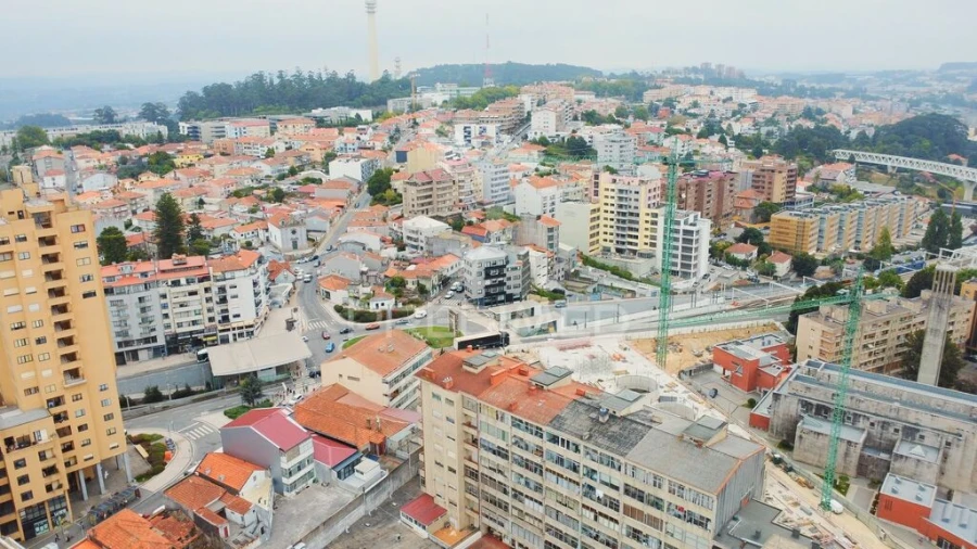 Armazém para Venda em Mafamude e Vilar do Paraíso Foto 10