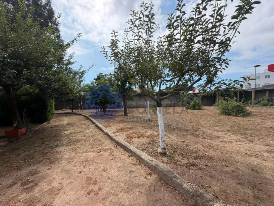 Moradia T4 para Venda em Cidade da Maia Foto 48
