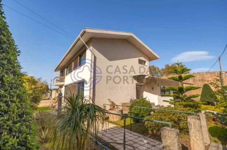 Moradia T4 para Venda em Cidade da Maia Foto 50