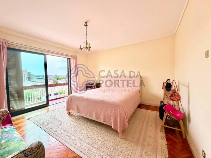 Moradia T4 para Venda em Cidade da Maia Foto 35