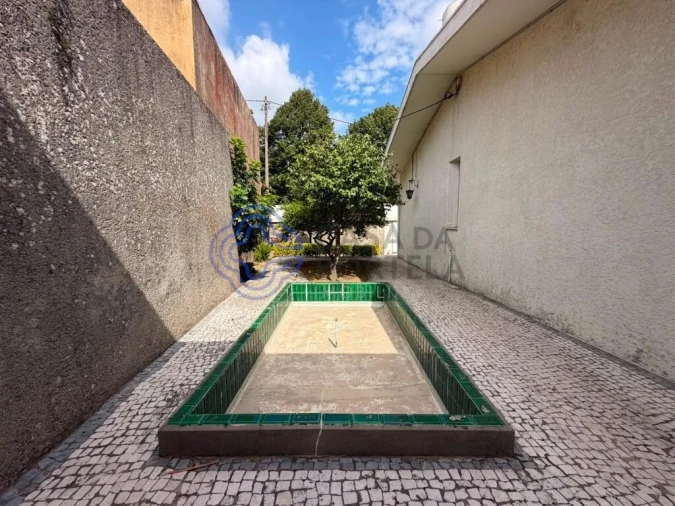 Moradia T4 para Venda em Cidade da Maia Foto 45