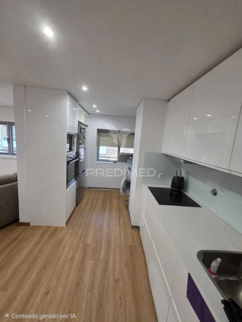 Apartamento T3 para Venda em Santa Marinha e São Pedro da Afurada