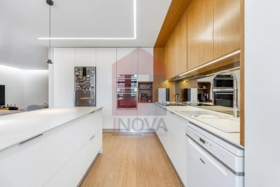 Apartamento T3 para Venda em Vila Verde e Barbudo
