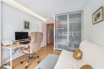 Apartamento T3 para Venda em Vila Verde e Barbudo