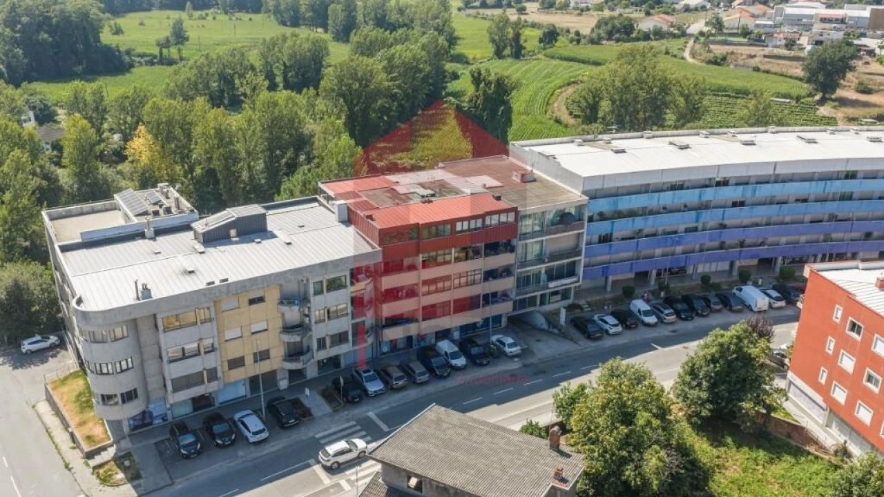 Apartamento T3 para Venda em Vila Verde e Barbudo Foto 24