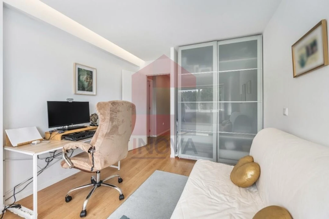 Apartamento T3 para Venda em Vila Verde e Barbudo Foto 11