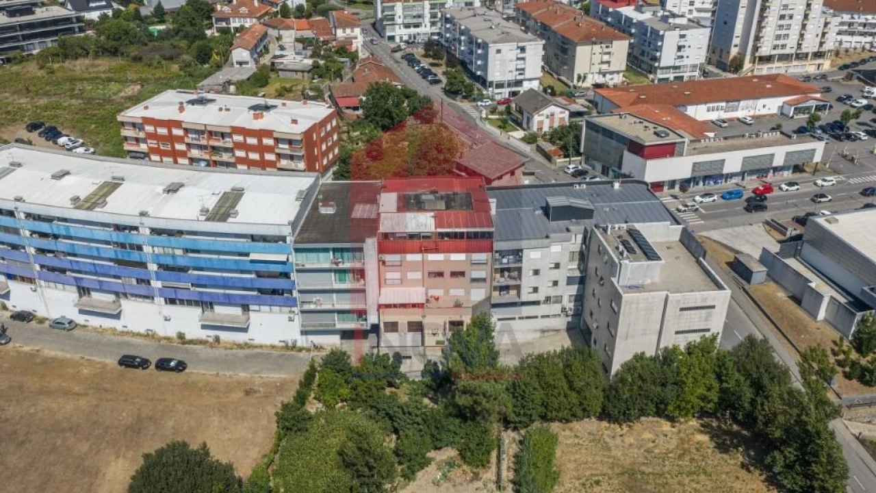Apartamento T3 para Venda em Vila Verde e Barbudo Foto 26