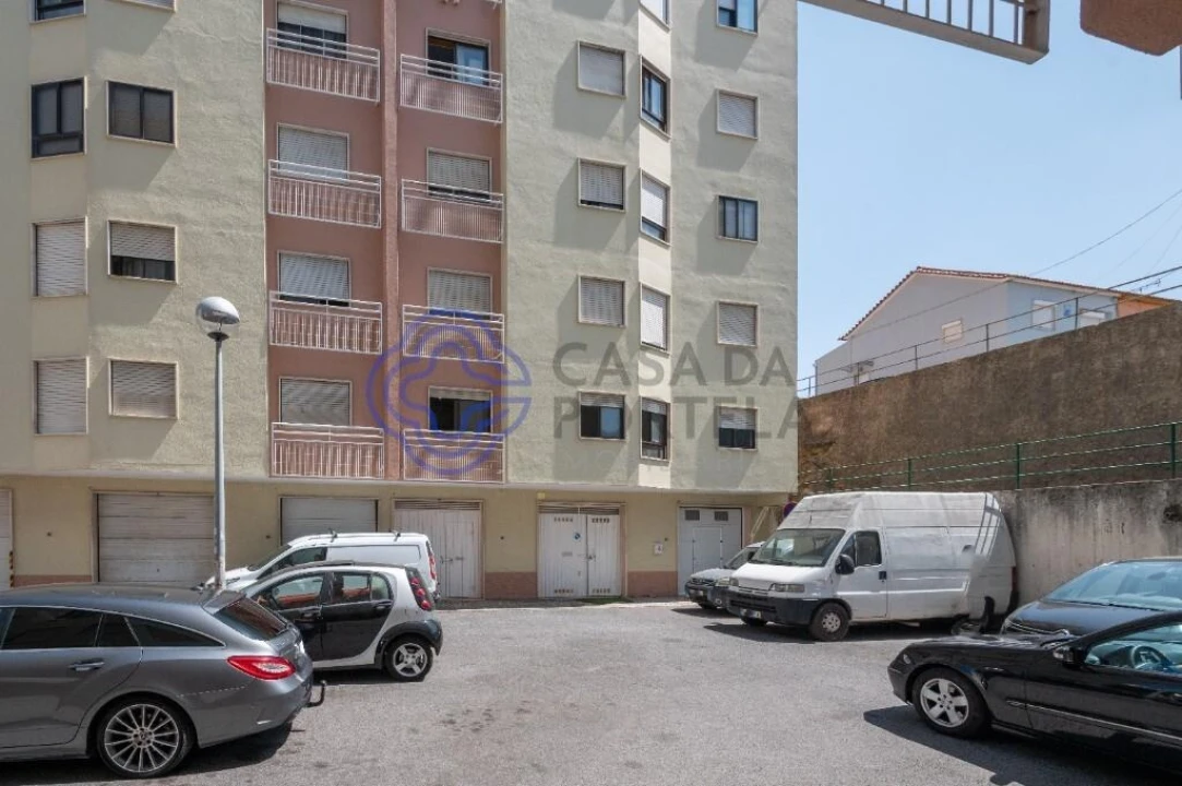 Garagem para Venda em Cacém e São Marcos Foto 5