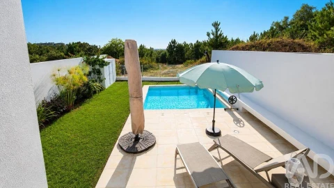 Moradia T3 para Venda em Sesimbra (Castelo)