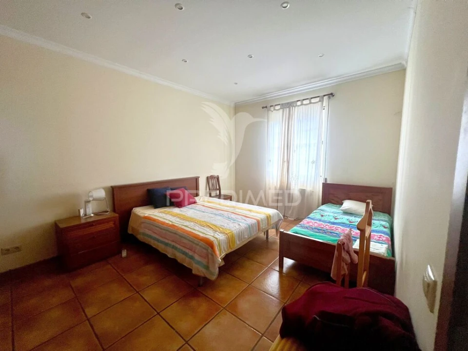 Moradia T6 para Venda em Posto Santo Foto 14