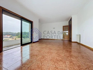 Apartamento T3 para Venda em Vila Nova de Famalicão e Calendário