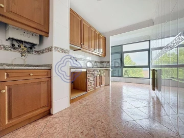 Apartamento T3 para Venda em Vila Nova de Famalicão e Calendário