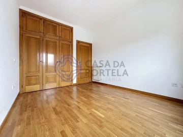 Apartamento T3 para Venda em Vila Nova de Famalicão e Calendário
