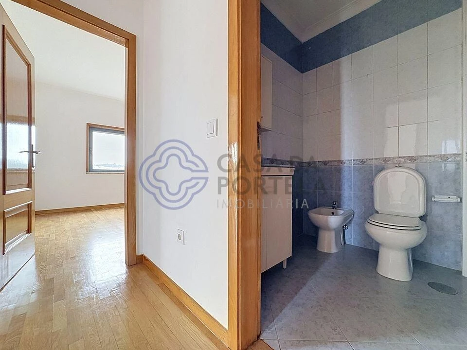 Apartamento T3 para Venda em Vila Nova de Famalicão e Calendário Foto 14