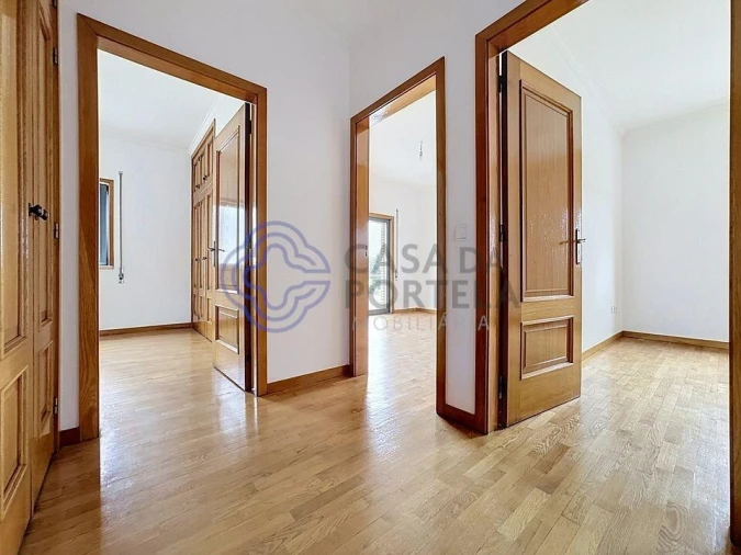 Apartamento T3 para Venda em Vila Nova de Famalicão e Calendário Foto 13