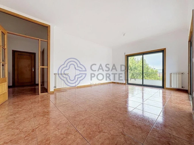 Apartamento T3 para Venda em Vila Nova de Famalicão e Calendário Foto 2