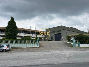 Armazém para Venda em Avidos e Lagoa