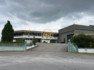 Armazém para Venda em Avidos e Lagoa