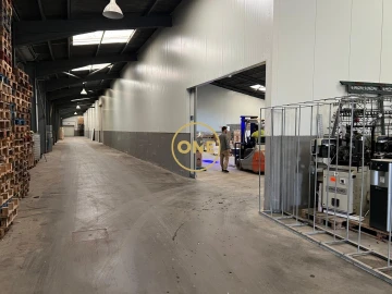 Armazém para Venda em Avidos e Lagoa