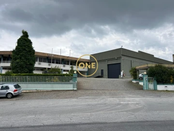 Armazém para Venda em Avidos e Lagoa