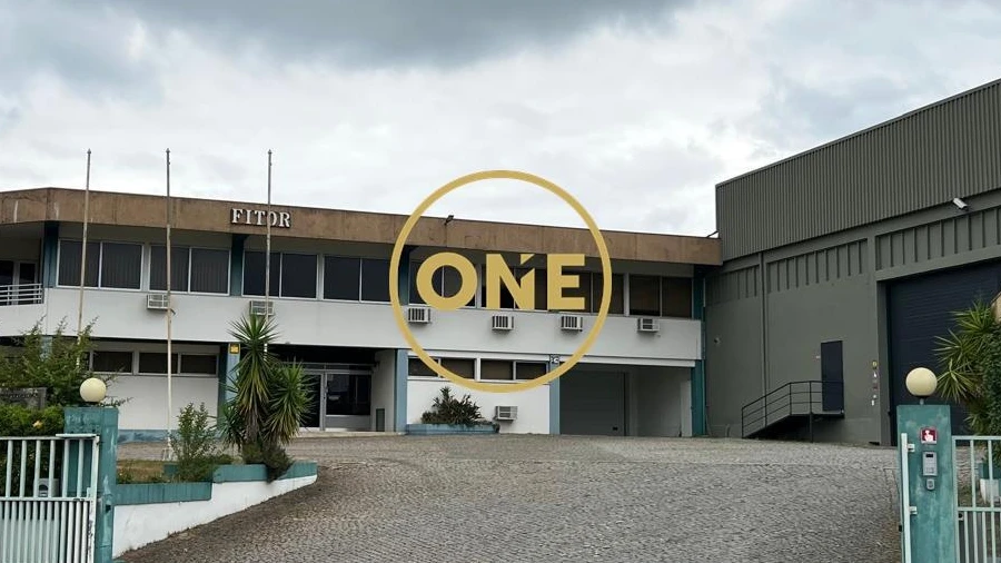 Armazém para Venda em Avidos e Lagoa