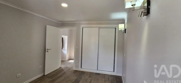 Moradia T1 para Venda em Vermelha