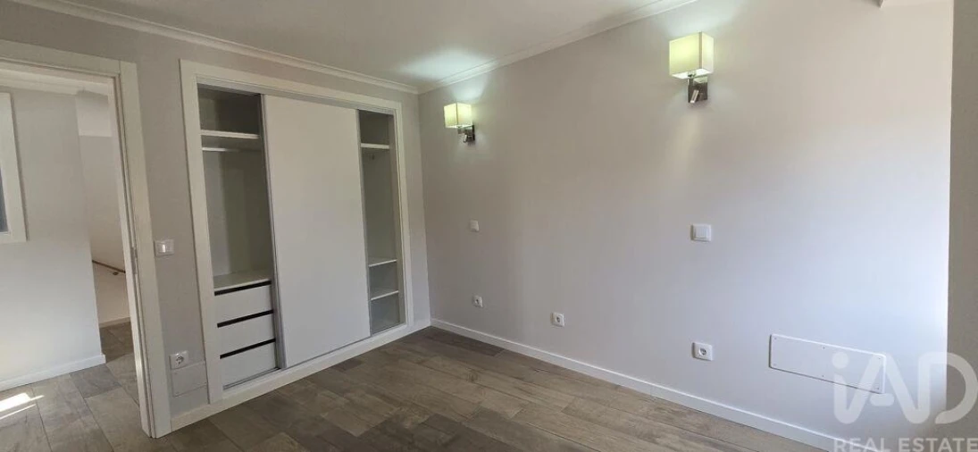 Moradia T1 para Venda em Vermelha Foto 11