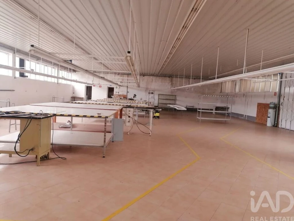 Armazém para Venda em Raimonda Foto 6