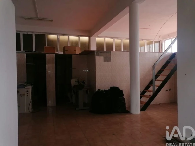 Armazém para Venda em Raimonda Foto 9
