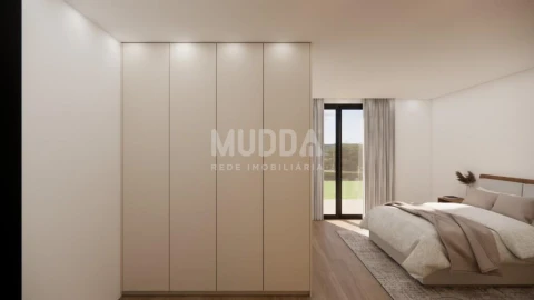 Moradia T3 para Venda em Arrifana
