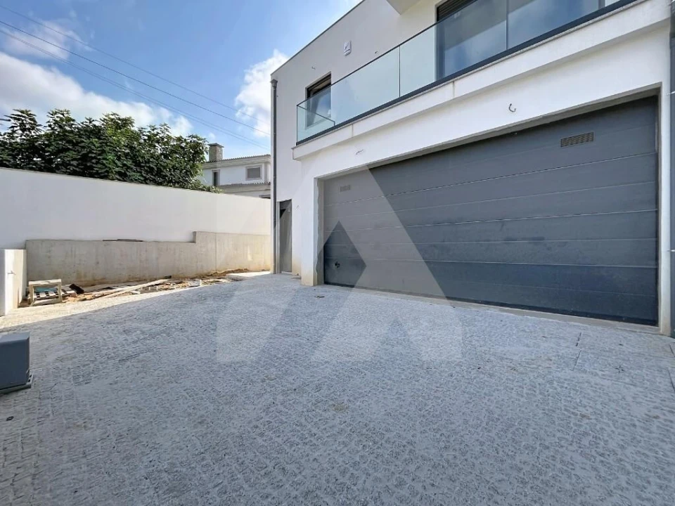 Moradia T3 para Venda em Santa Maria da Feira, Travanca, Sanfins e Espargo Foto 24