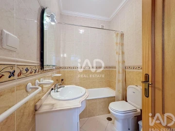 Apartamento para Venda em Quarteira