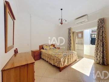 Apartamento para Venda em Quarteira