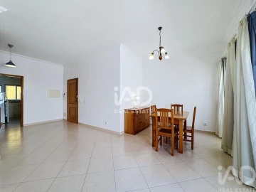 Apartamento para Venda em Quarteira