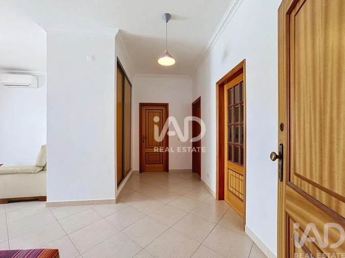 Apartamento para Venda em Quarteira Foto 3