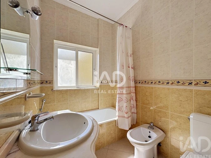Apartamento para Venda em Quarteira Foto 18