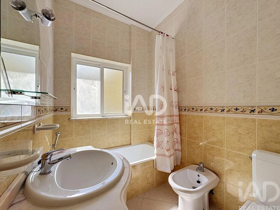Apartamento para Venda em Quarteira Foto 18