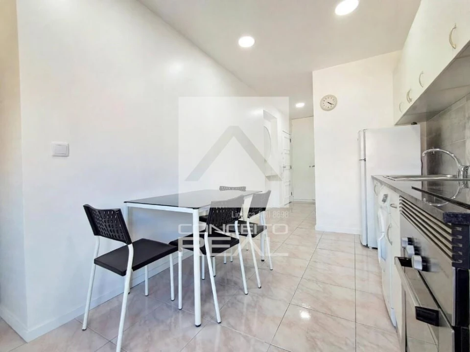 Apartamento T1 para Venda em Cedofeita, Santo Ildefonso, Sé, Miragaia, São Nicolau e Vitória Foto 9