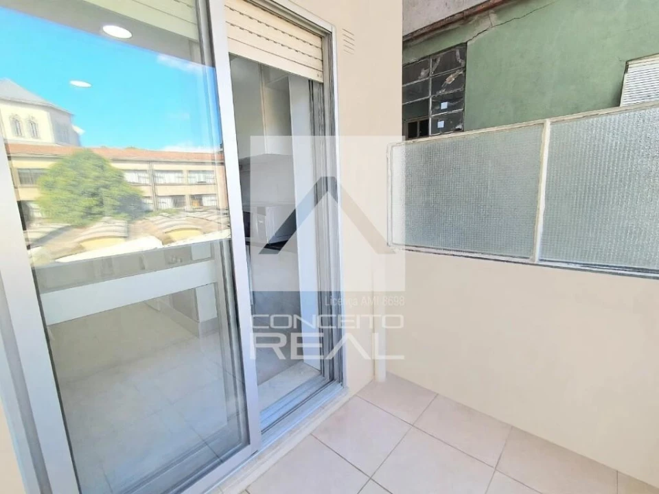 Apartamento T1 para Venda em Cedofeita, Santo Ildefonso, Sé, Miragaia, São Nicolau e Vitória Foto 11