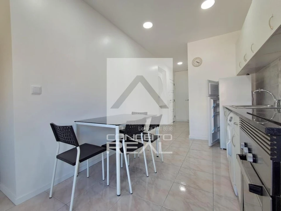 Apartamento T1 para Venda em Cedofeita, Santo Ildefonso, Sé, Miragaia, São Nicolau e Vitória Foto 10
