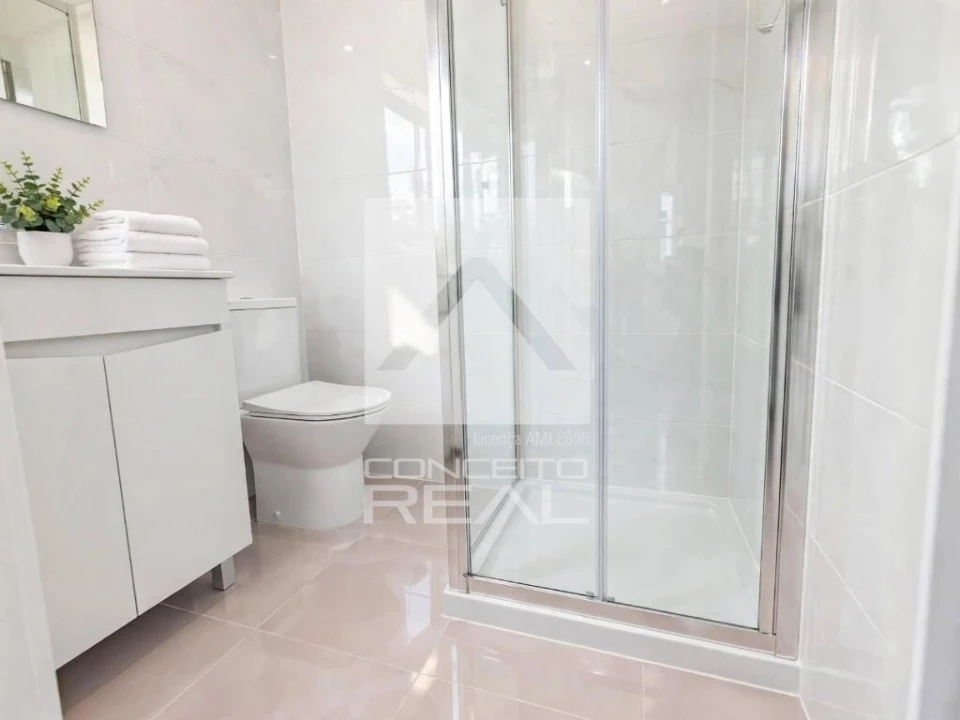 Apartamento T1 para Venda em Cedofeita, Santo Ildefonso, Sé, Miragaia, São Nicolau e Vitória Foto 19