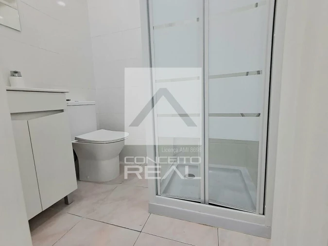 Apartamento T1 para Venda em Cedofeita, Santo Ildefonso, Sé, Miragaia, São Nicolau e Vitória Foto 24
