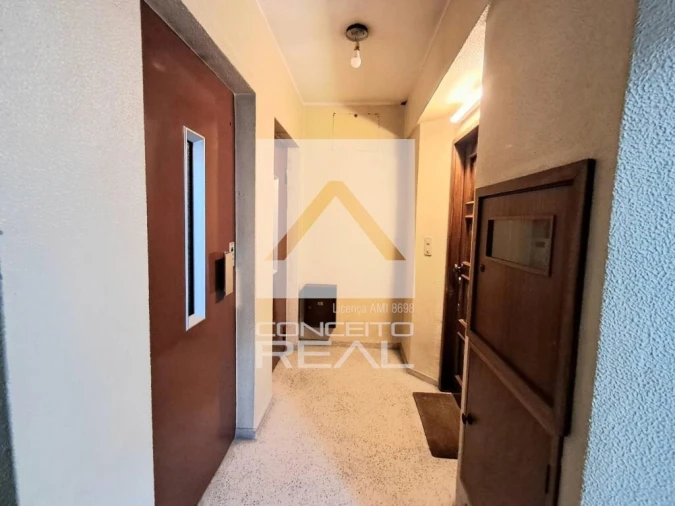 Apartamento T1 para Venda em Cedofeita, Santo Ildefonso, Sé, Miragaia, São Nicolau e Vitória Foto 3