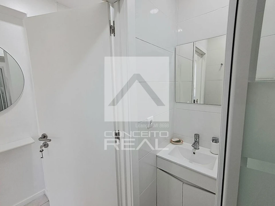 Apartamento T1 para Venda em Cedofeita, Santo Ildefonso, Sé, Miragaia, São Nicolau e Vitória Foto 26