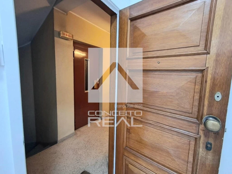 Apartamento T1 para Venda em Cedofeita, Santo Ildefonso, Sé, Miragaia, São Nicolau e Vitória Foto 4