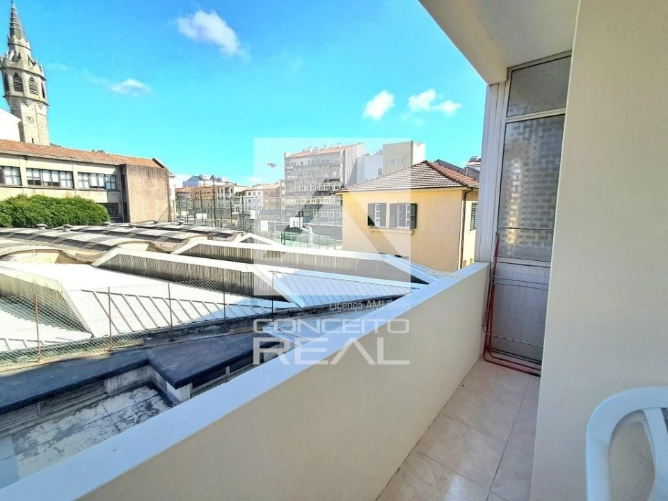 Apartamento T1 para Venda em Cedofeita, Santo Ildefonso, Sé, Miragaia, São Nicolau e Vitória Foto 16