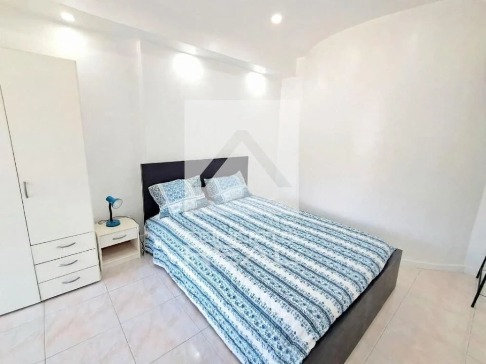 Apartamento T1 para Venda em Cedofeita, Santo Ildefonso, Sé, Miragaia, São Nicolau e Vitória Foto 17