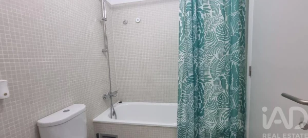 Apartamento T1 para Arrendamento em Avenidas Novas