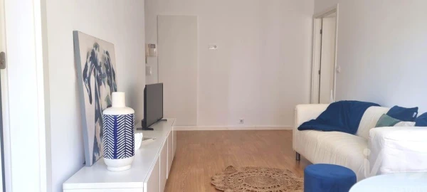 Apartamento T1 para Arrendamento em Avenidas Novas